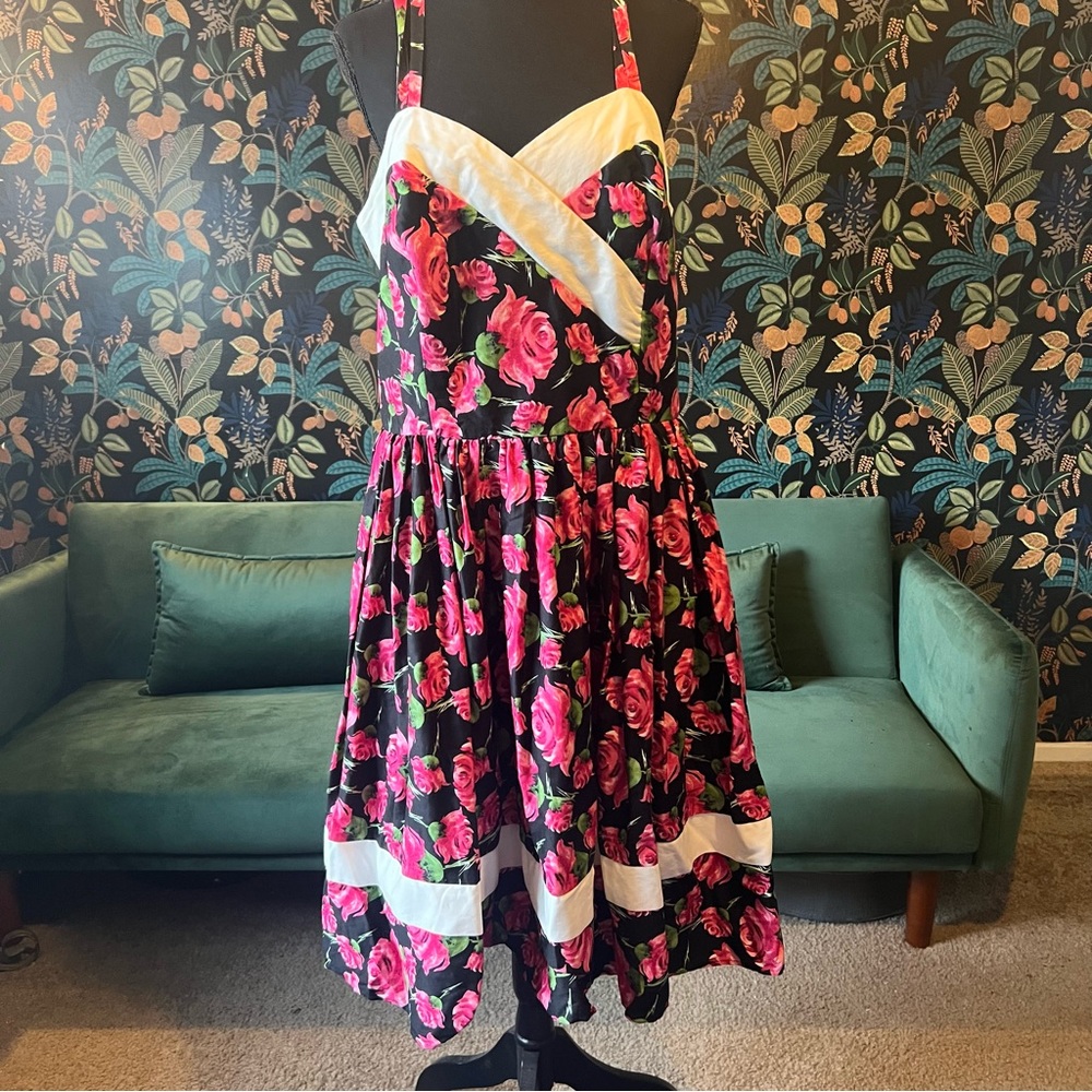 Unique Vintage A Line Dress Roses XL